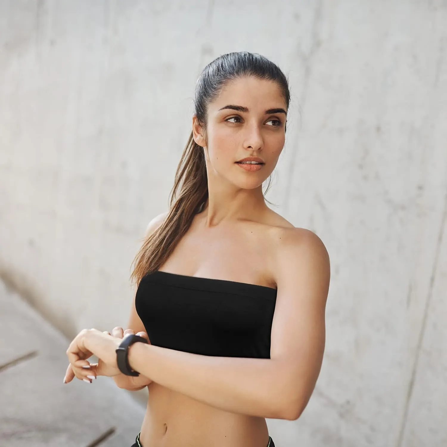 Cooraby 4 Pack Women Tube Tops Summer Non-Padded Seamless Bra, 4 Colors